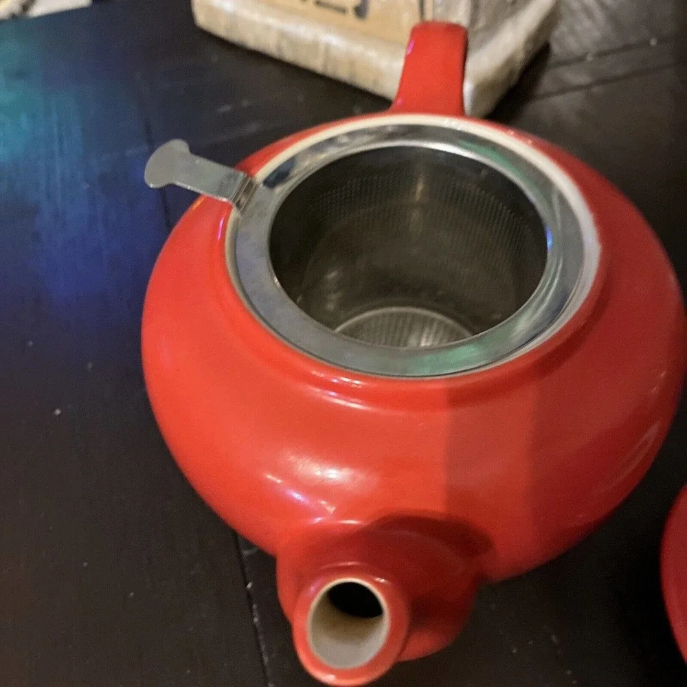 LE CREUSET VTG Red Teapot RARE EUC - Picture 11 of 12